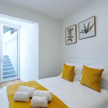 Portucale ! Charming Flat With Terrace 公寓